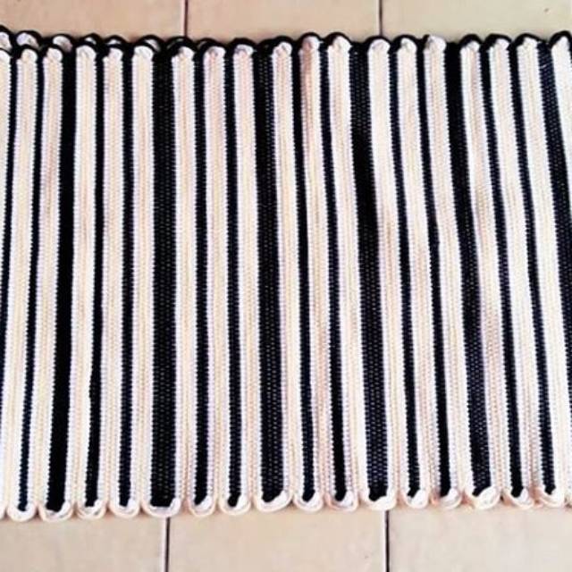 Keset Kaki Anyaman Kain Motif Garis  Shopee Indonesia