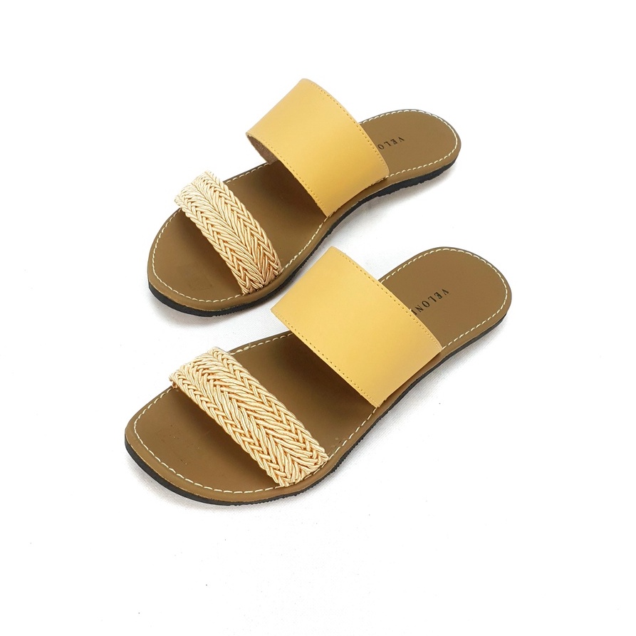 Sandal Kulit Wanita Sendal Kulit Sintetis Nonslip Sandal Slop Sandal Flat Sandal Wanita Anti Licin  Velonesia - Elena