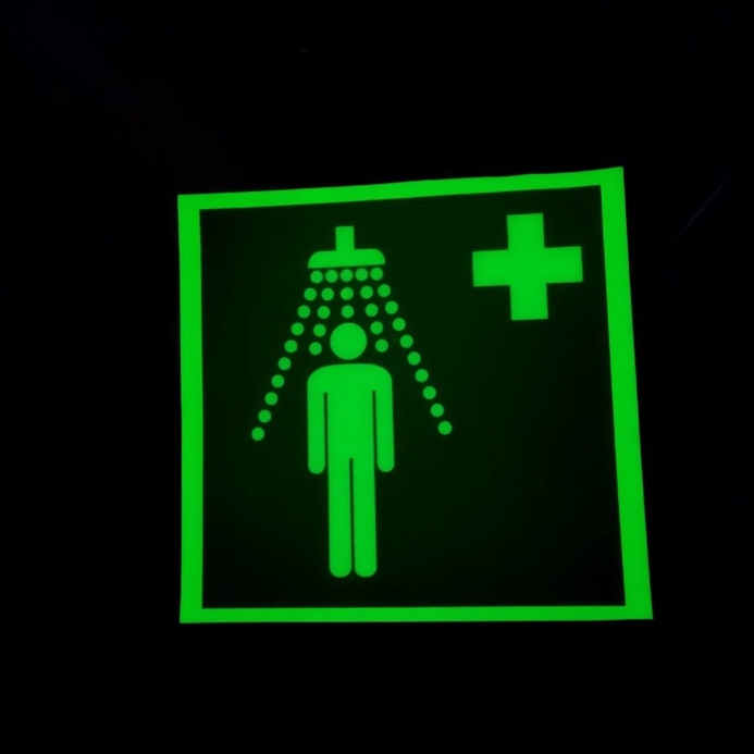 

STICKER SAFETY SIGN WITHOUT TEXT EMERGENCY SHOWER / STIKER KESELAMATAN KAPAL / STIKER SAFETY GLOW IN THE DARK