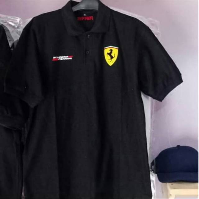 Baju Polo shirt Ferrari