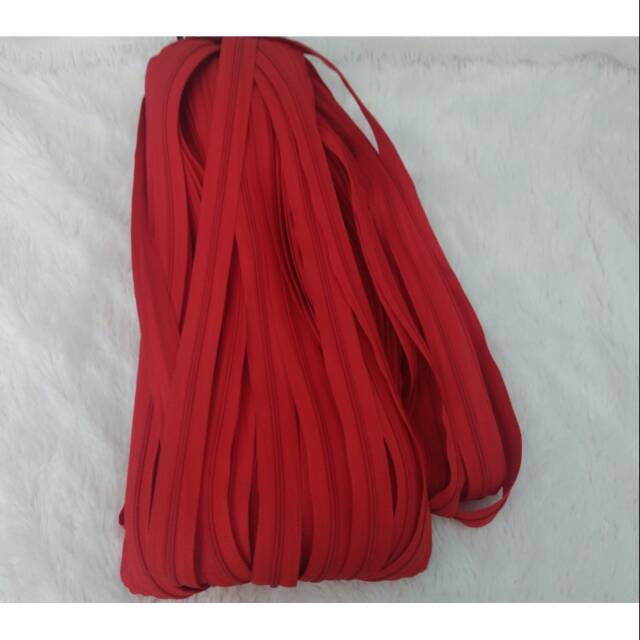 

Ritsleting merah Ukuran 0,3