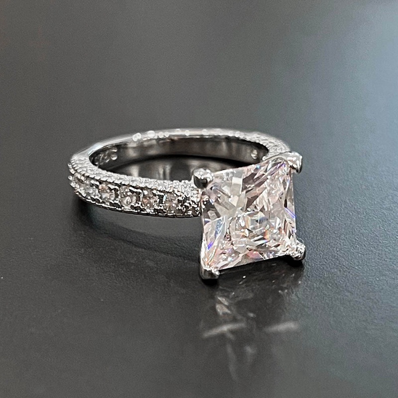 Cincin Wanita Bentuk Persegi Hias Cubic Zirconia Gaya Klasik / Simple / Putri Untuk Pernikahan