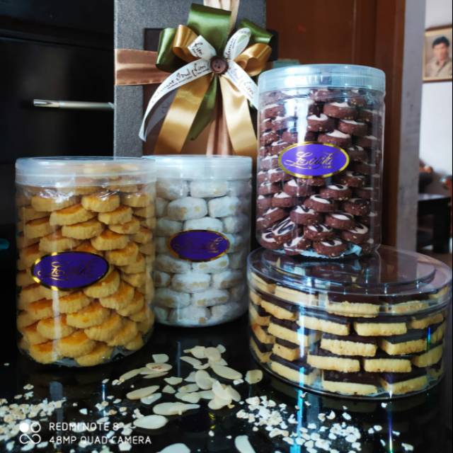 

Kue kering Latifa cookies