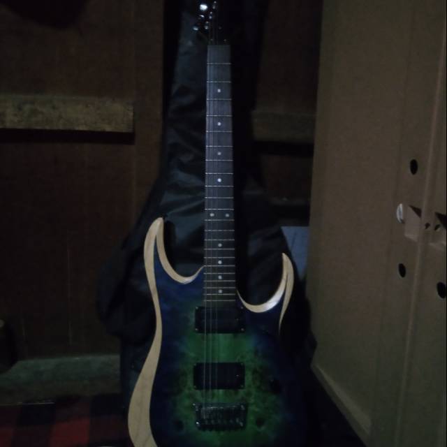 Gitar custom ibanez