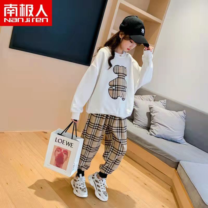 Setelan Anak Teddy Bear  2 in 1 Sweater Kaos Lengan Panjang Celana Jogger Motif Zara Burberry size J