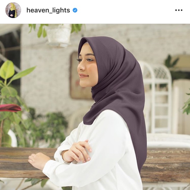 SOLD - direct. Hijab Voal Heaven Lights - Mauve
