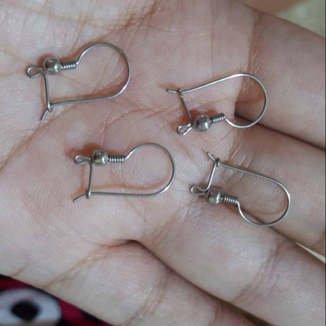 Kait anting monel