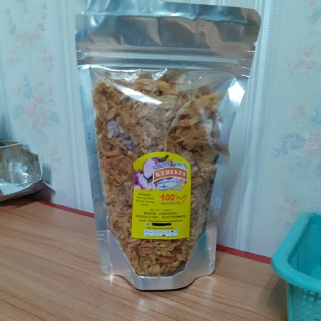 

Bawang goreng kerekes asli bogor. Rasanya gurih banget. 100gr