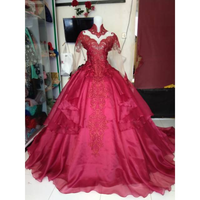 Gaun pengantin cantik elegan