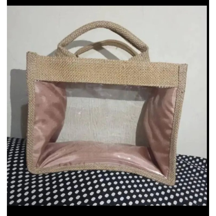 tas goni, tas hampers, tas goni mika