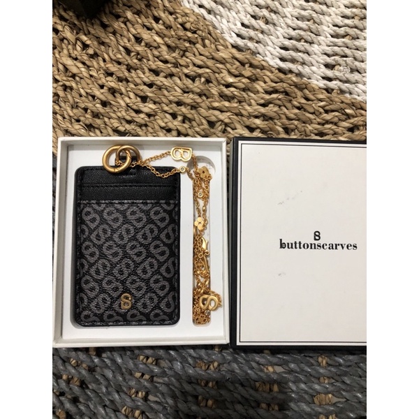 izzy lanyard buttonscarves