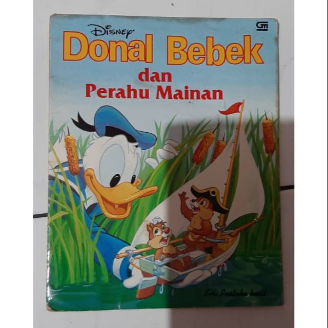 Buku cerita anak donal bebek dan perahu mainan
