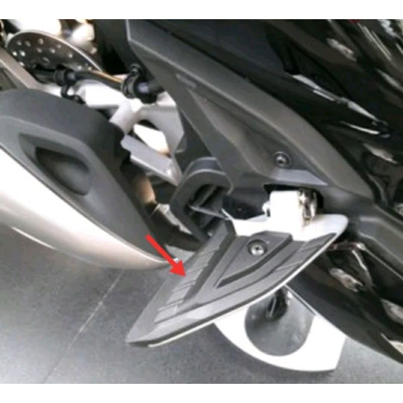 cover step arm inner R kanan L kiri pcx 150 lokal K97 Original
