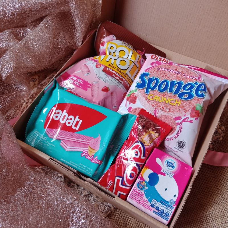 

SNACK BOX HAMPERS SNACK UKURAN M