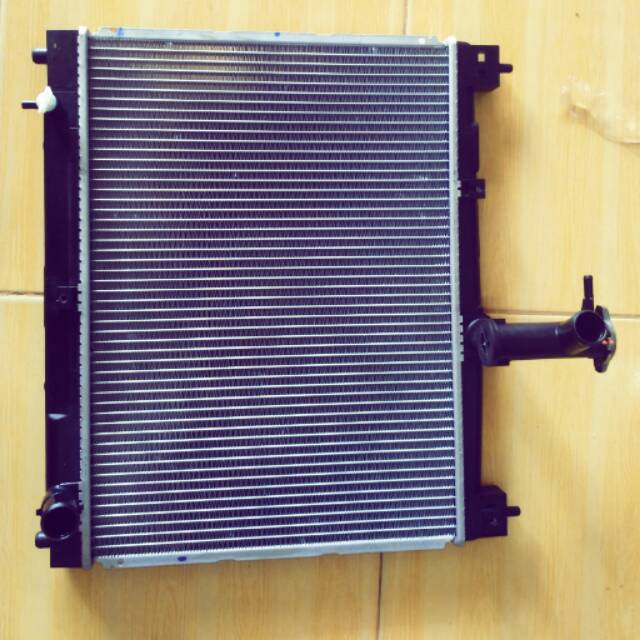 Radiator Toyota Vios tahu  2005