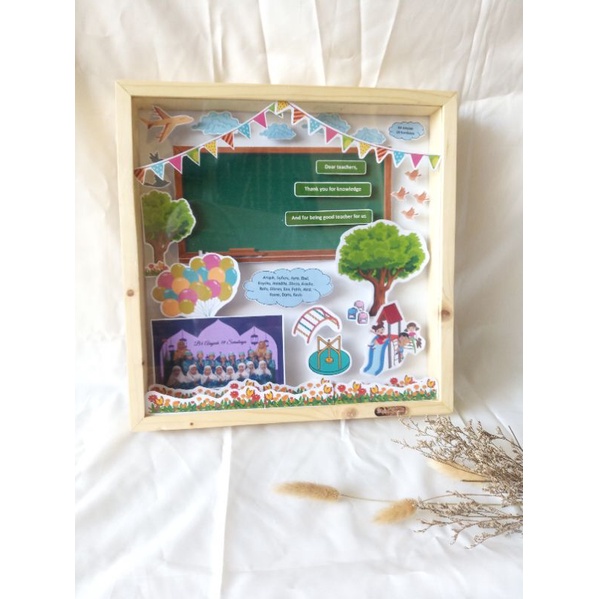 Pop up Frame mini gold| hadiah kado gift perpisahan ulang tahun akrilik