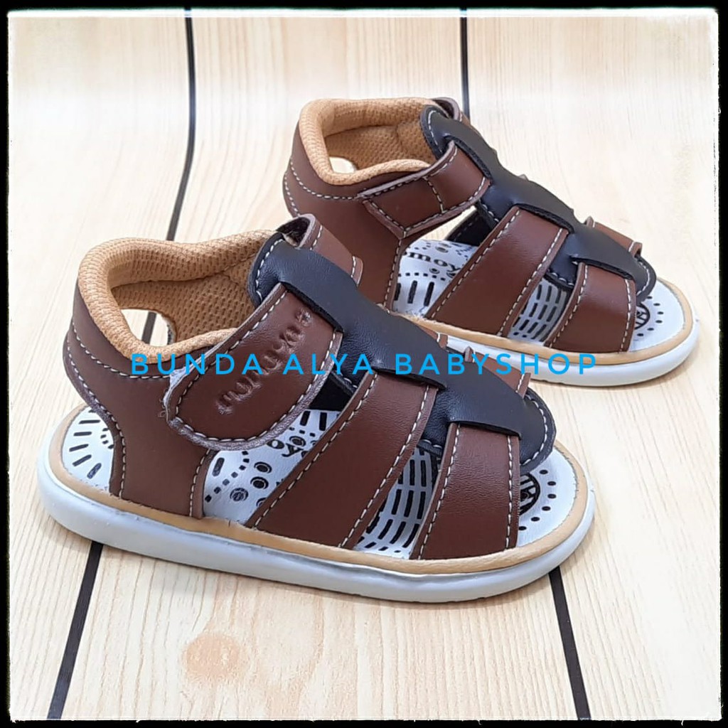 Sendal Anak Laki 1 Tahunan COKLAT Bunyi Toet - Sandal Anak Cowok Anti Licin Alas Karet Size 24 - 25