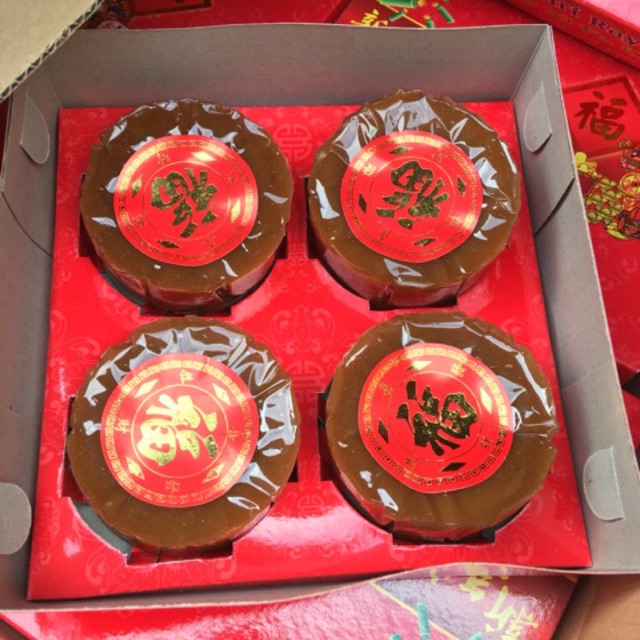 

KUE KERANJANG 1KG ISI 4PCS UK KECIL