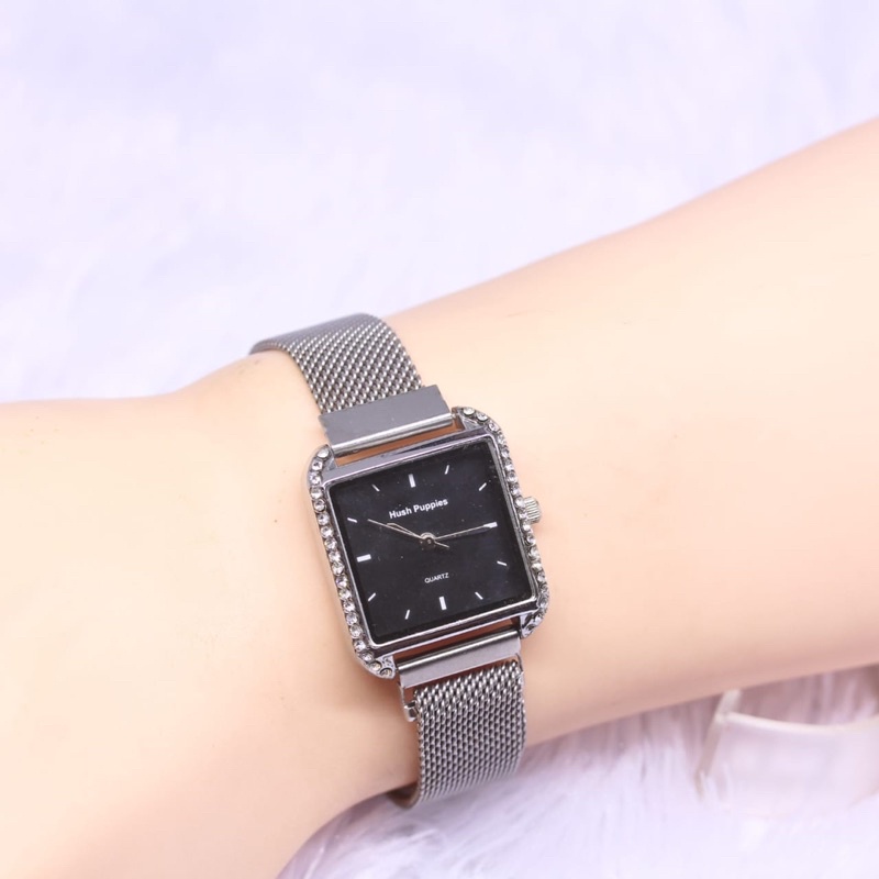 Jam Tangan Wanita Hush Puppies Diamond Rantai Pasir Magnet