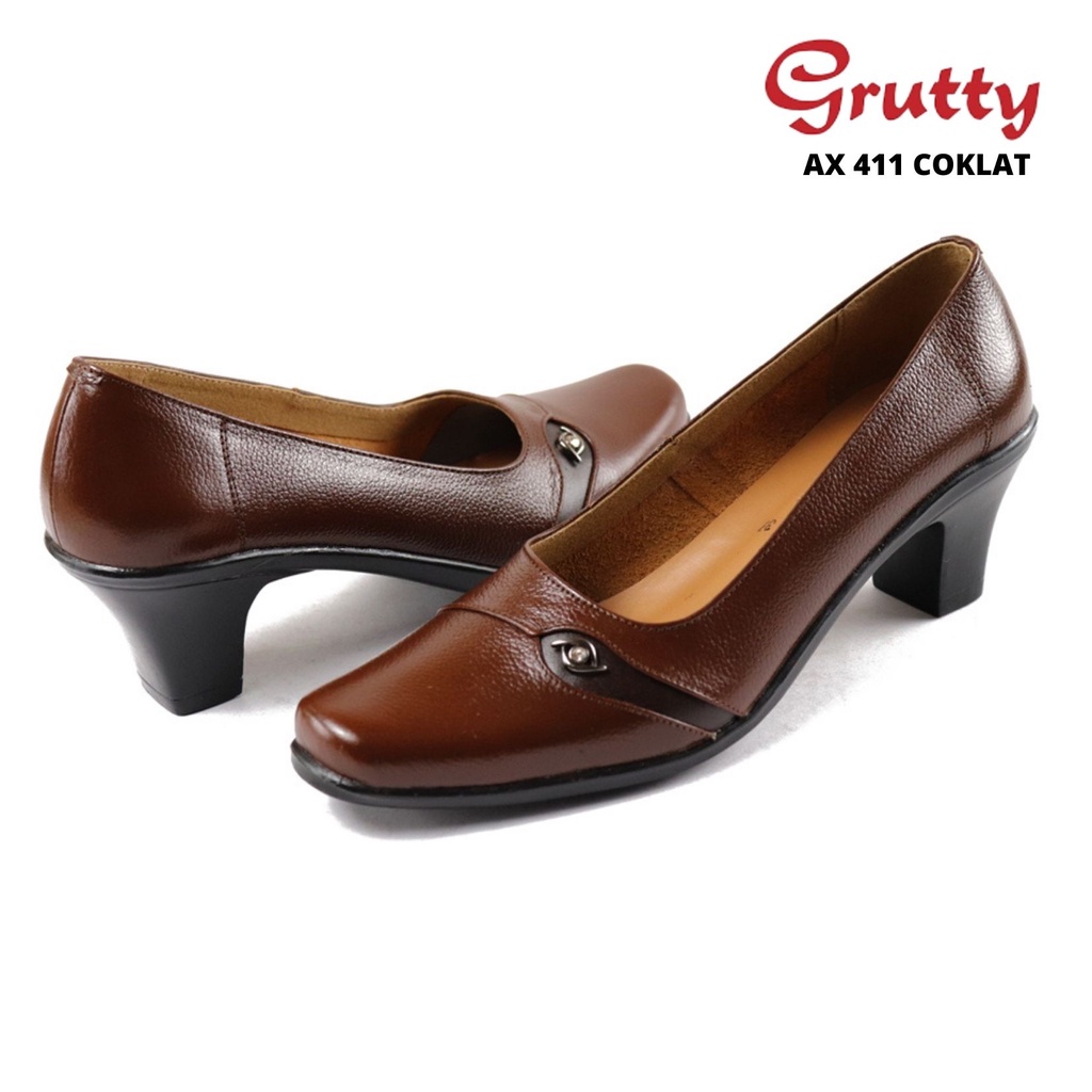 Sepatu Pantofel Wanita Formal Kerja Kantoran Bahan Kulit Asli Warna Coklat Hak 5cm Grutty AX411