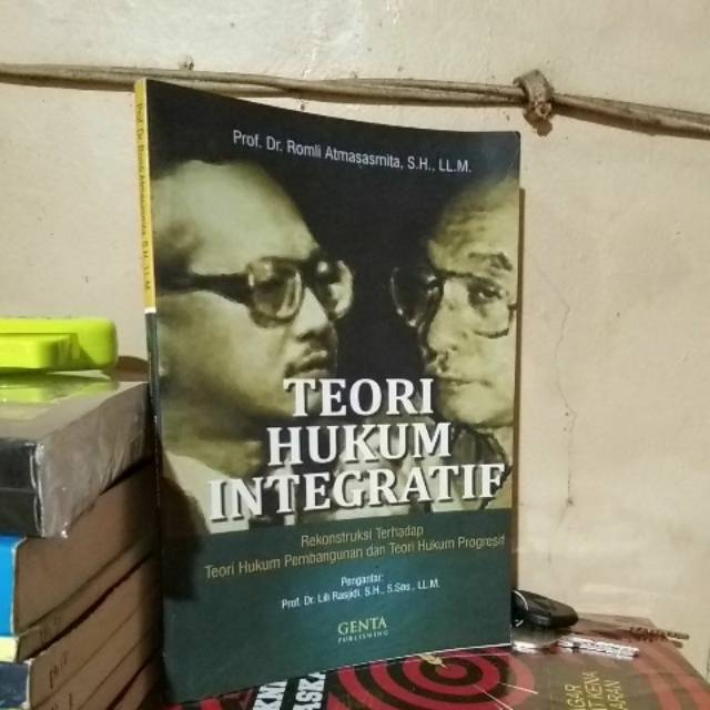Original TEORI HUKUM INTEGRATIF. Premium Kekinian