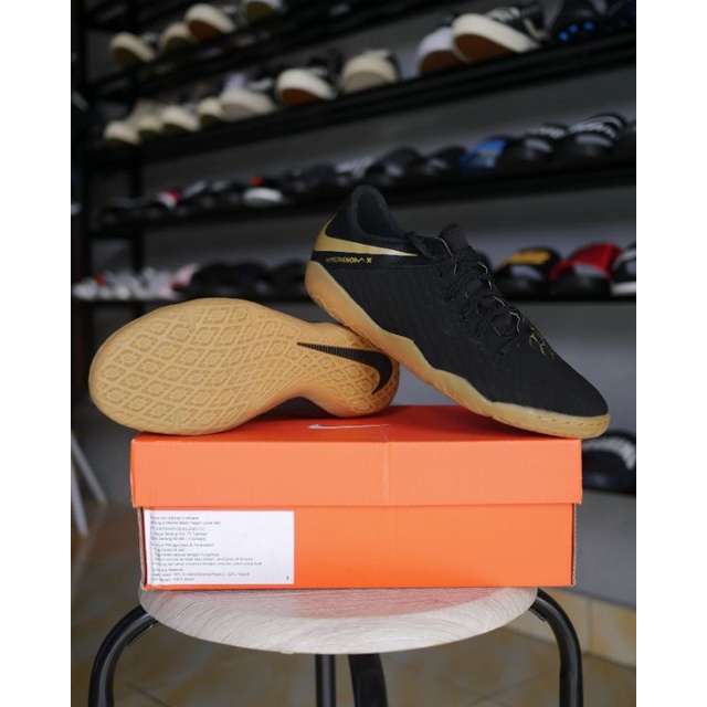 Sepatu Futsal Nike Phantom 3 Academy IC - Black Gold AJ3814 090 Original BNIB - Nike Hypervenom