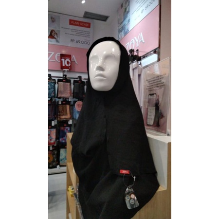 Zoya Naomi ( pasmina instan hitam )