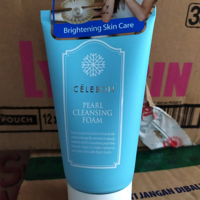 

CELEBON Pearl Cleansing Foam Brightening Skincare 130ml