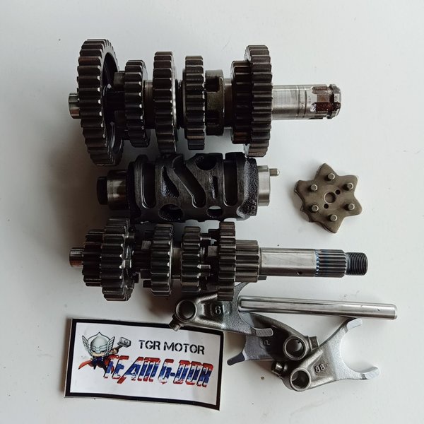 transmisi gir gear bok box gigi rasio gearbox gearbok set drum ori original honda cb 150 r new k15g 