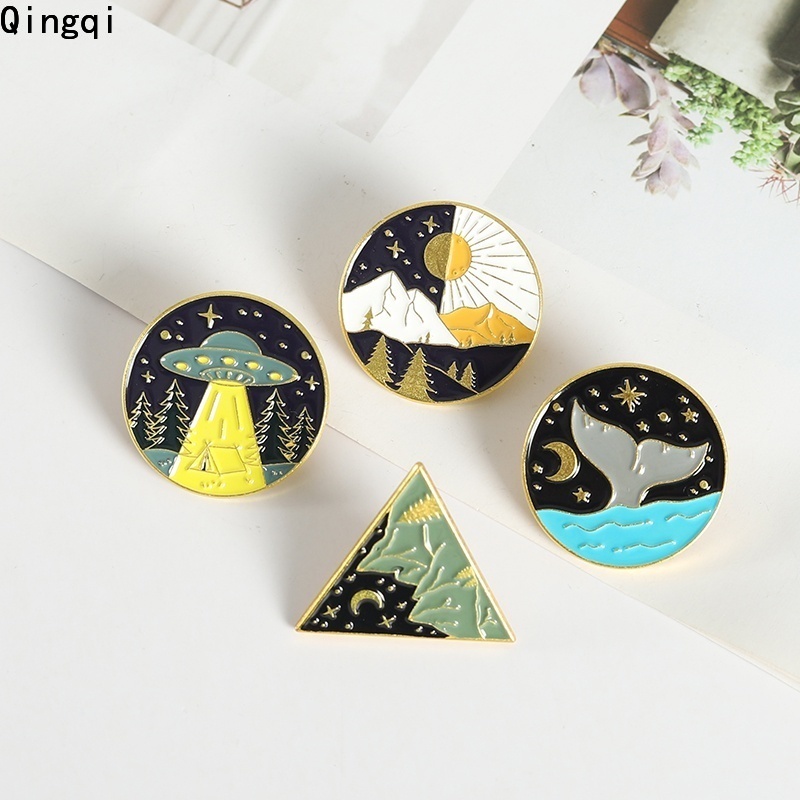 Bros Pin Enamel Bentuk Matahari Dan Bulan Untuk Hadiah