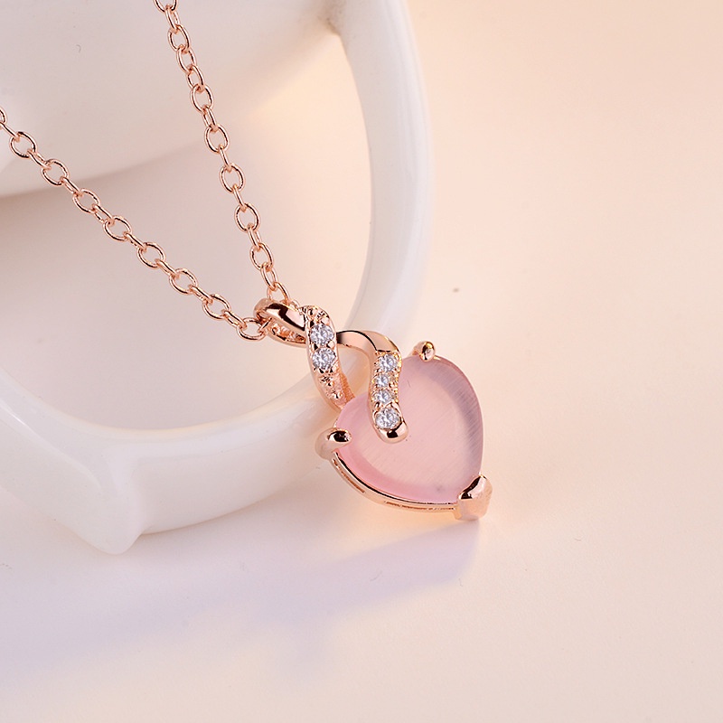 [Ready Stock]Fashion Silver Plated Heart-Shaped Pink Crystal Pendant Necklace