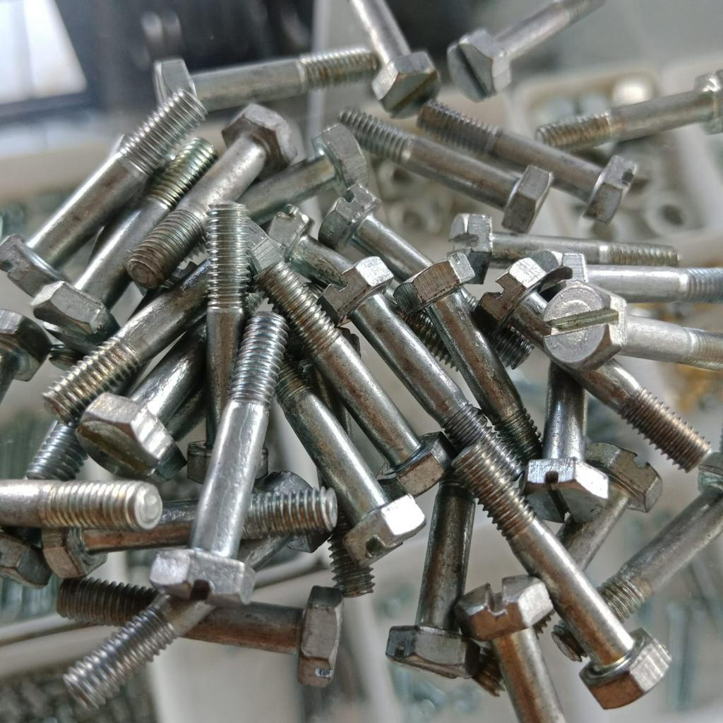 Baut min deksel karburator vespa ori nos