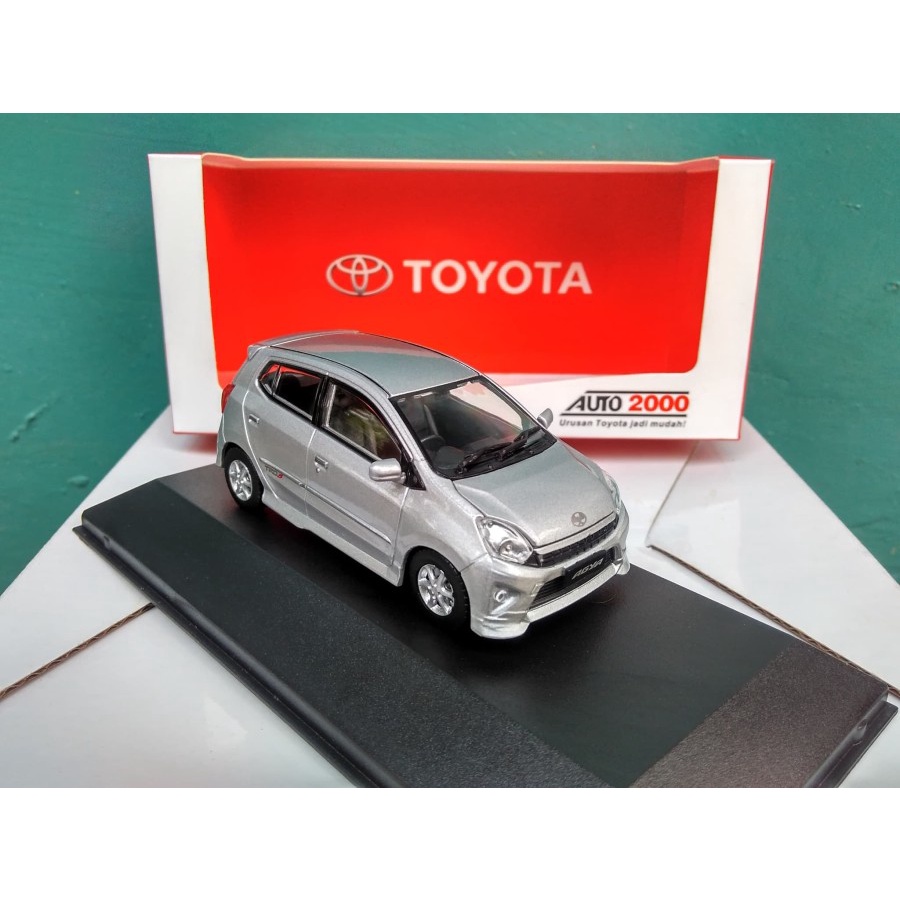 DIECAST TOYOTA AGYA SILVER MINIATUR MOBIL HARGA MURAH