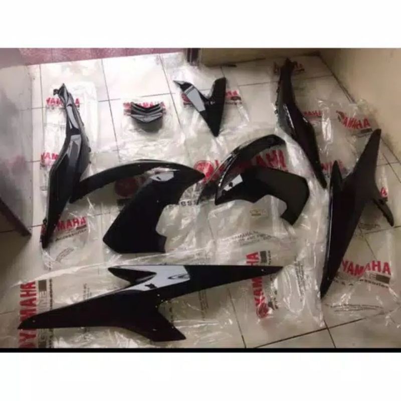 BODY HALUS YAMAHA AEROX 155 HITAM ORIGINAL