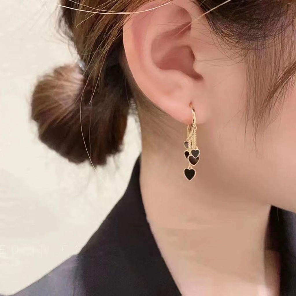 Hu Hu Hu Hu Hu Alat Bantu Pasang Kacamata♡ 1 Pasang Anting Juntai Bentuk Hati Warna Hitam Untuk Wanita