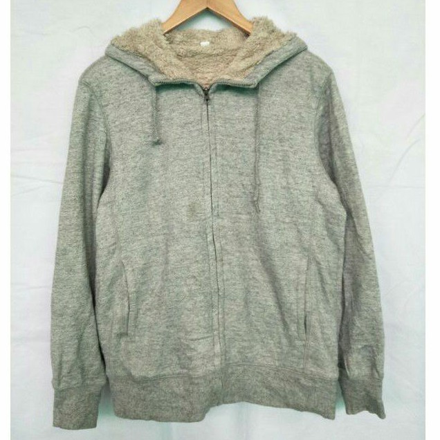 jaket zipper hoodie uniqlo sherpa/bulu krem uniqlo second original abu2 tebal
