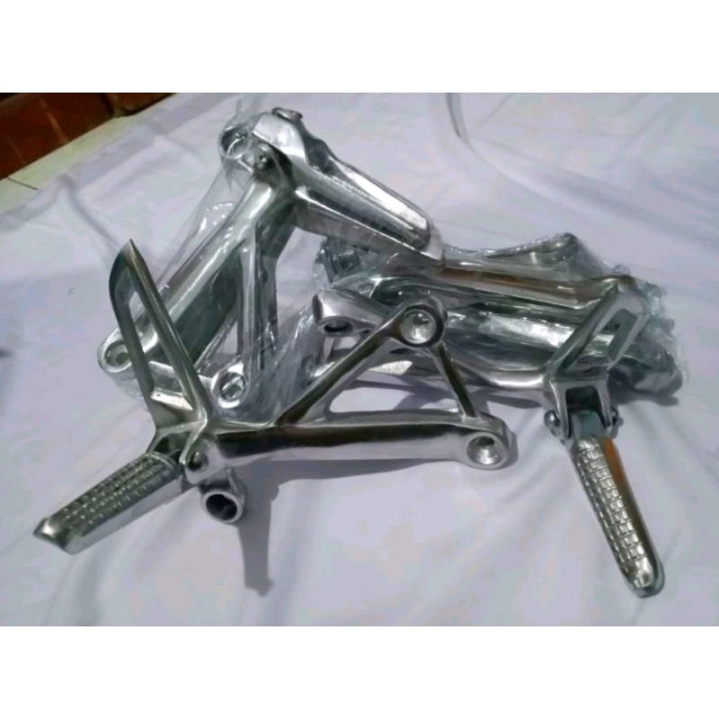 footstep belakang cbr 150 old postep cbr 150 pustep postep cbr 150r cocok modif keluarga cb