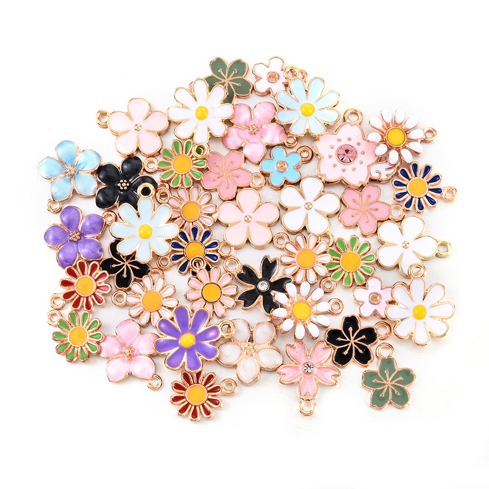 40pcs Liontin Bentuk Bunga Daisy Bahan Alloy Untuk Membuat Perhiasan Diy Charms