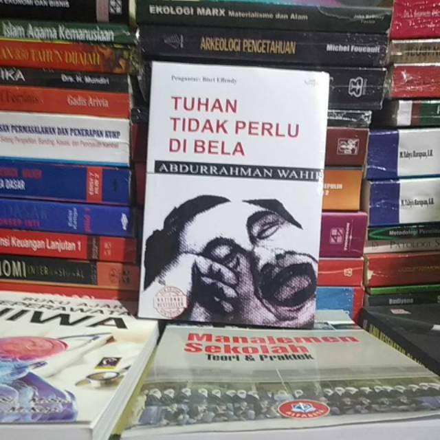 Tuhan tidak perlu dibela