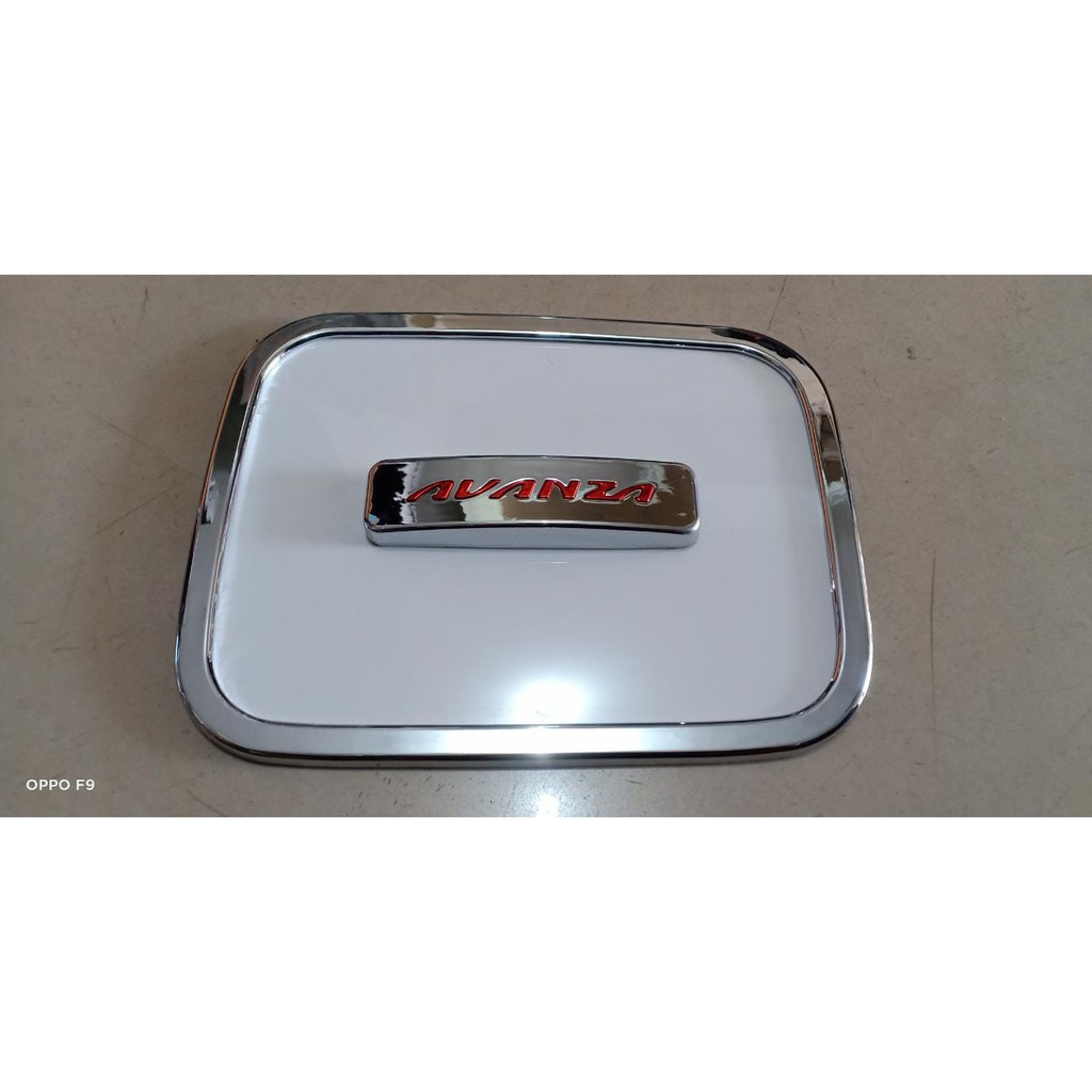 OZ7PM - TOYOTA ALL NEW AVANZA TANK COVER HYBRID AVANZA ALL NEW PUTIH LOGO MERAH TANK COVER AN AVANZA