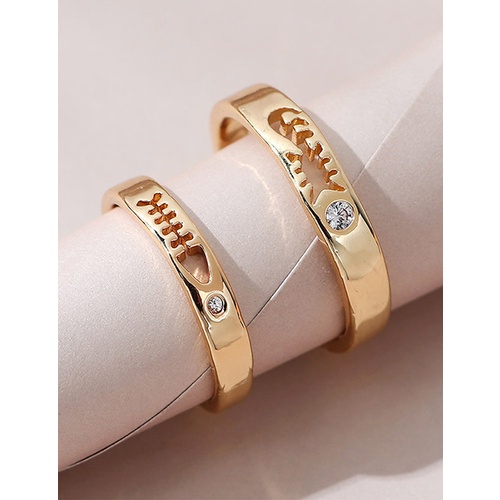 LRC Cincin Fashion Gold Color Fish-shaped Pattern Ring Set Y65678