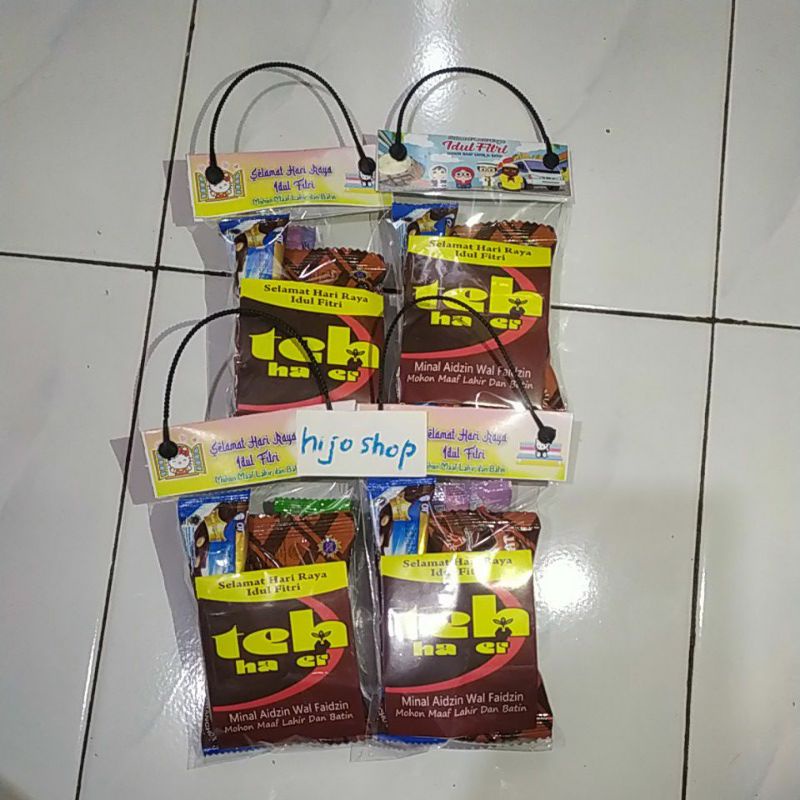 

Paket Jajan Lebaran Hampers Bocil