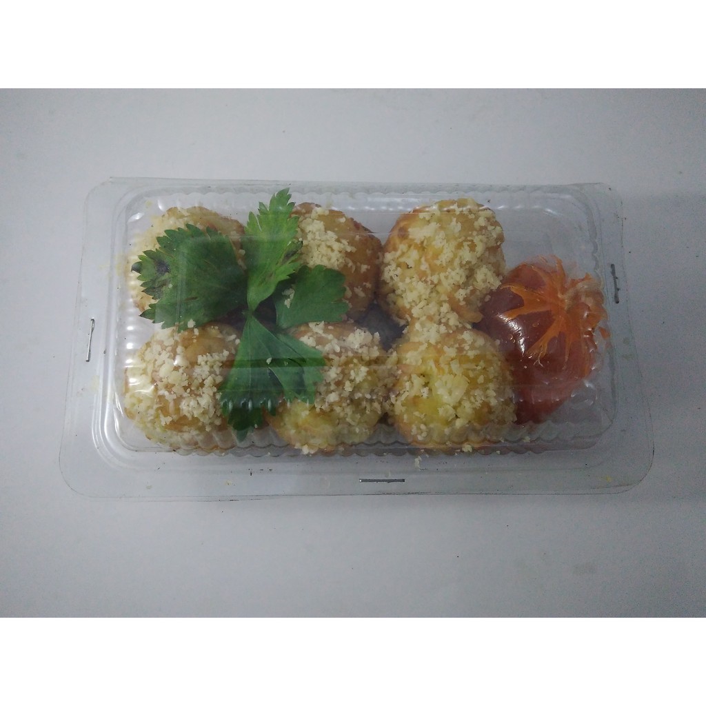 

noodle cheese ball