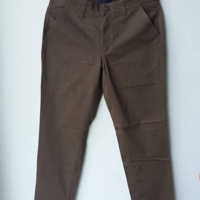Celana cinos details