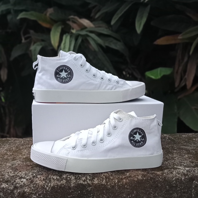 SEPATU SEMI BOT CT2 PUTIH TERBARU SEPATU PRIA WANITA HARGA GROSIR JUAL ECER SEPATU SNEAKERS