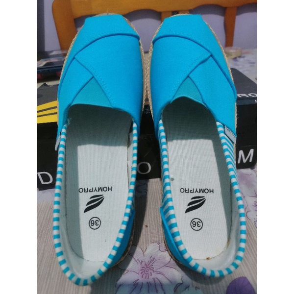 PRELOVED SEPATU HOMYPAD/HOMYPRO ukuran 36