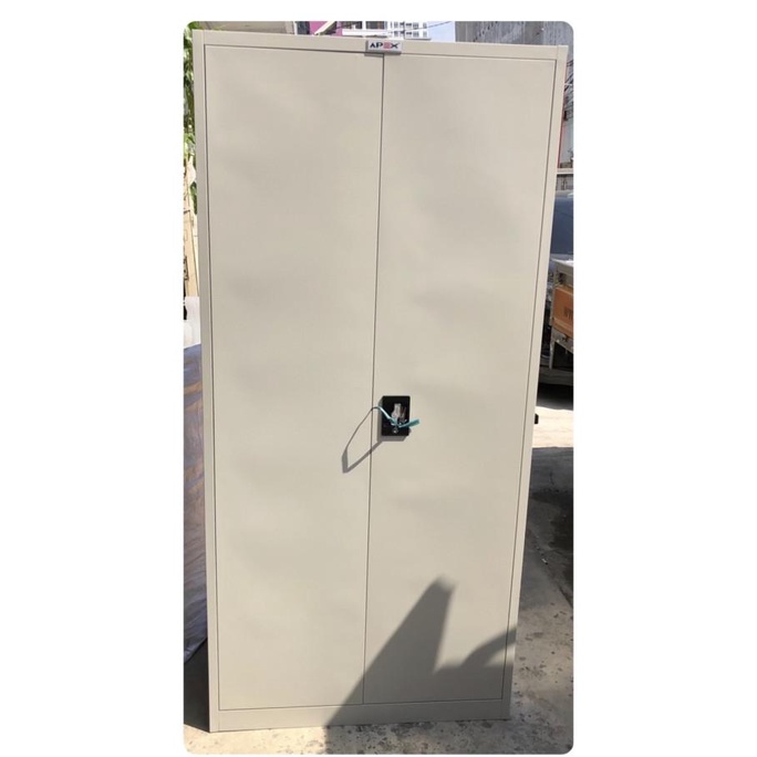 

monggo] Lemari plat besi 2 pintu APEX