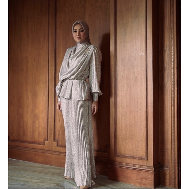 KIND BLOUSE VANILLA HIJAB