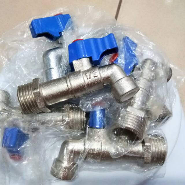 kran air  keran ajr  besi gagang pendek ukuran 1/2 inch kran air besi gagang pendek