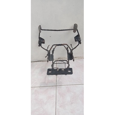 Breket lampu Tiger Revo pece original